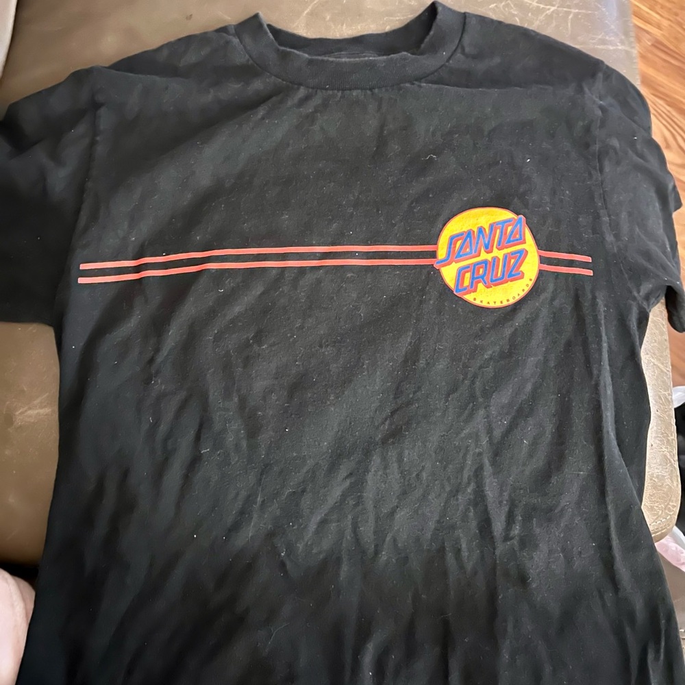 Santa Cruz Tee